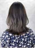 くびれレイヤー_外ハネボブセクションカラー_ba393231