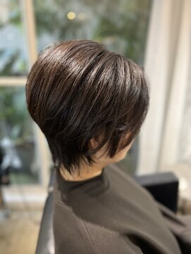 ツムグ 代官山店(TUMUGU) 白髪ぼかしパープルブラックミントアッシュ×小顔ショートボブ