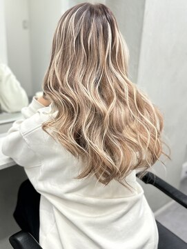 アルマバイロサ(ALMA by ROSA) ベージュカラー+ハイライトエクステ70枚　担当SE-YA