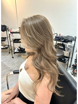 ブレンド 渋谷(BLend) 【BLend渋谷】白髪ぼかしハイライトカラー