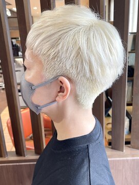 ダアッカ(da acca) 白髪ブリーチ!シルバーブロンド