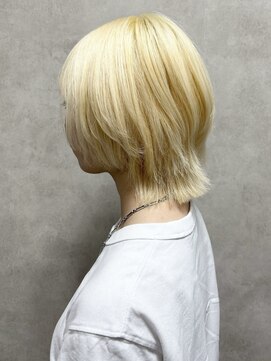 ルノン(LUNON) ブロンド/ウルフカット