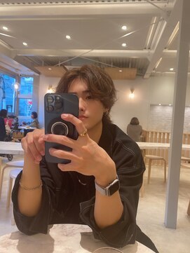 クオン 伊勢崎(QUON.) 韓国風センターパート