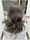 イルミナカラー　カーキベージュ