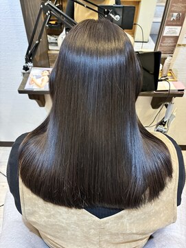 エゼル(Esell) 絹のように。まとまりあるシルクヘアー。