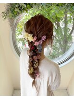 アンダーバーホワイト 阪神西宮店(_WHITE)&nbsp;お花が可愛いヘアアレンジ♪