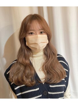 アティック ヘアーデザインアンドリラクゼーション(attic hair design&relaxation) ミルクティーベージュ