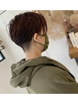 トレス(tresses) 刈り上げ女子×ピンクハイライト