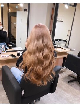 ラフ 難波店(LAFF) #黒髪#ボブルフ#ネビージュ#小顔#ワンレン