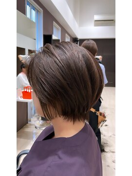 イースト(YEAST) ショートヘア