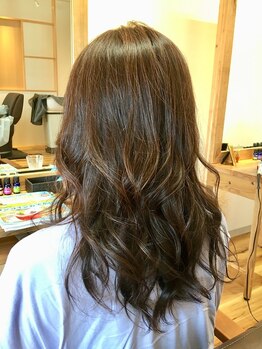 ヘア アトリエ コエ(hair atelier koe)の写真/髪と頭皮にオーガニックカラー使用で、ダメージレスに綺麗な色味を実現♪ツヤ感のある大人Styleを実現☆