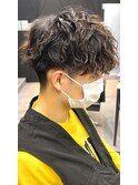 ツイストスパイラルパーマ束感ショートコンマヘアツーブロック