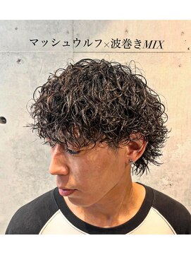 サロンリベルテ(salon Liberte) マッシュウルフ×波巻きミックス