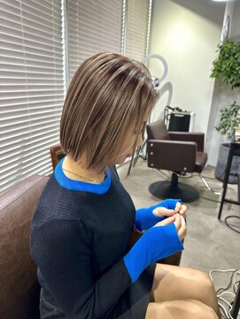 アルカナ 明治神宮前原宿(ARCANA) デザインカラーハイライトカラーケアブリーチダブルカラー渋谷