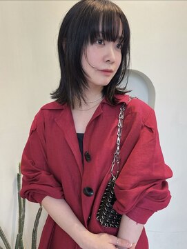 ユー(yew) ミディアムウルフ