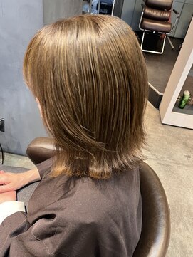 ヘアアンドメイク アース 聖蹟桜ヶ丘店(HAIR&MAKE EARTH) イルミナカラー