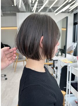 ビューナゴヤ 名駅(VIEW NAGOYA) イメチェン/美髪/ワイドバング/ブルーブラック/ショート