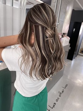 キング 枚方店(K!ng) 縮毛矯正髪質改善ハイライトレイヤーカット枚方美容室エクステ