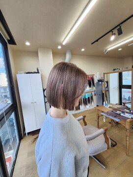 ミラシィ 成田(Mirashy) ハイライトカラーミルクティーベージュレイヤーカット