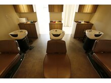 パリーアヴニール(PARIS AVENIR)の雰囲気（■シャンプーブース　■相談　■ヘッドスパ■リラックス）