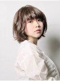 やわらか質感のふんわり小顔ショートボブ