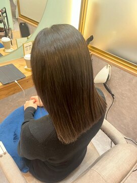 アンフィ 鶴間(Anphi) 後ろ姿パッツン