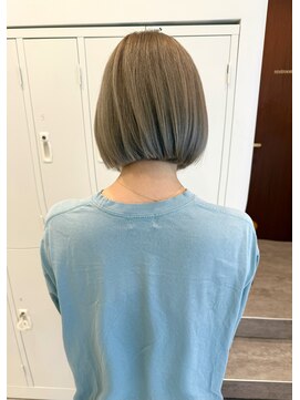 モク 立川(moc) 韓国風レイヤーカットブリーチダブルカラー前髪