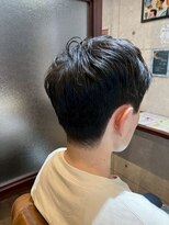 クロム(CHROM)&nbsp;黒髪20代30代40代カットメンズパーマ眉毛入間市