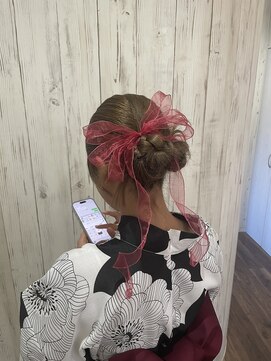 ヘア デザイン 虹いろのはさみ 浴衣でアップ