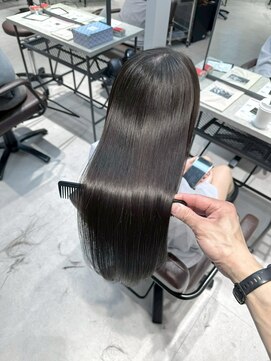 シェノン 梅田(CHAINON) 梅田/クラゲヘアー/オリーブグレー/小顔/ココアベージュ