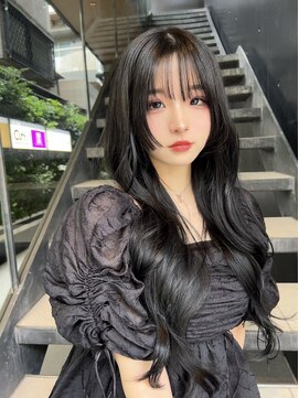 アム 表参道(am) 小顔薄めバンググレージュレイヤーロング前髪パーマ黒髪