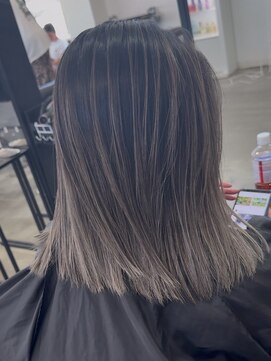 ウィリーベル 沖縄(WILLIE BELLE) 外国人風ハイライト/グラデーションハイライト/髪質改善/美髪