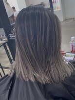 ウィリーベル 沖縄(WILLIE BELLE) 外国人風ハイライト/グラデーションハイライト/髪質改善/美髪