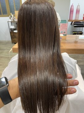 レフラム 獨協大学前店(le:fro:m) 髪質改善ストレート/縮毛矯正/30代40代50代/艶髪/獨協大学前