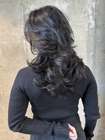 オルカ(ORCA) 海外レイヤーレイヤーカットダークブルーニュアンスウルフ