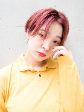 ルティア(Lutia) 小顔ヘア チェリーレッド センターパート☆