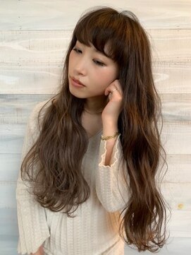 マグサロンギャラリー(Mag salon gallery) ベージュ/ハイライト/20代30代/大人可愛い/ロングヘア