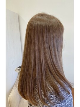 ルッカ(Rucca) 透明感が凄いカラー