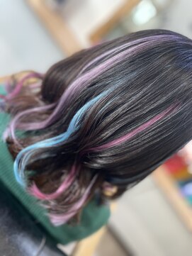 ラビス クローバー(Lovis clover) ユニコーンハイライト ベビーバング くびれヘア