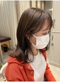 柔らかベージュ
