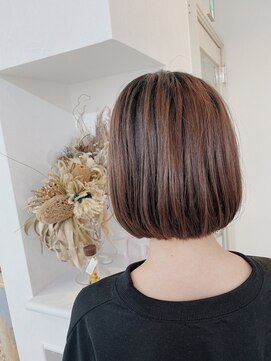 アイラッシュ ハグ(eyelash Hagu) 切りっぱなしボブ