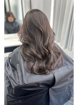 ランズ(LANDS) アッシュブラウンカラー【韓国ヘア 大阪 梅田】