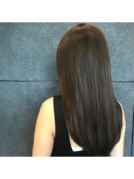 カペリ デ アーテ(Capelli di arte) ツヤロング