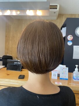 サンシップ(sun ship) 丸みショートボブ