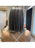 切りっぱなしボブ