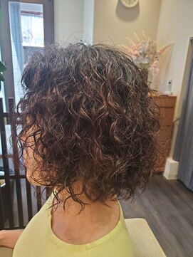ヘアアンドメイク スタジオ えにし(Hair&Make Studio) スパイラルパーマ