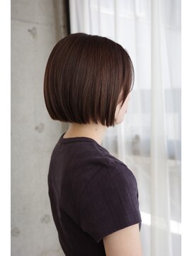アコロン 吉祥寺(acoron.) 柔らかな艶をまとう上品ショートボブ【吉祥寺】