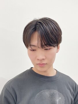 アウラ(AURA) カルマパーマフェザーパーマ韓国ヘアニュアンスパーマ