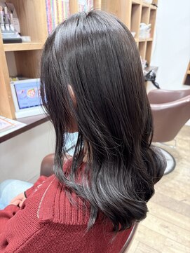 クネア(kunea) ショコラブラウン/艶髪