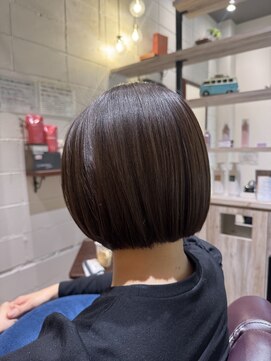 チアー ヘアリラクゼーション(cheer HAIRRELAXATION) 切っぱなしミニボブ